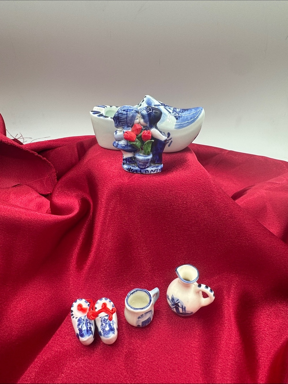 5 miniature items from Holland